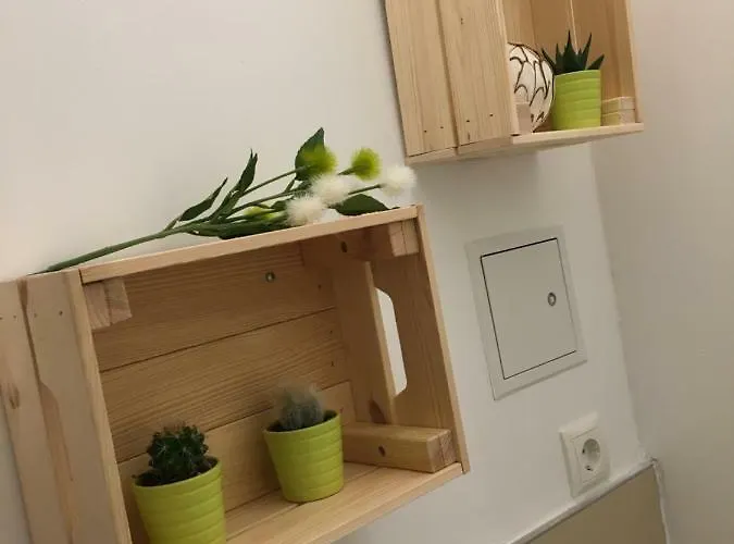 Apartment And Simple To Reach *